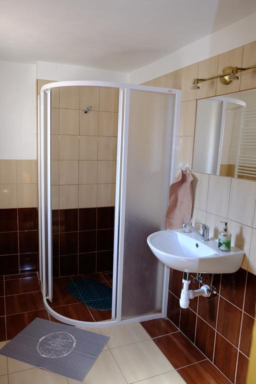 Ubytovani U Maminky Guest House Lednice Exterior foto